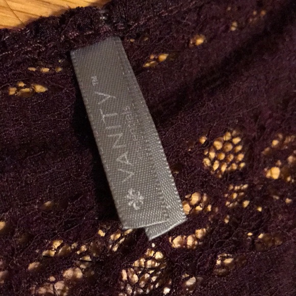 Plum Lace Vanity Tank Top - Picture 3 of 5